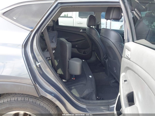 Hyundai TUCSON Se Plus