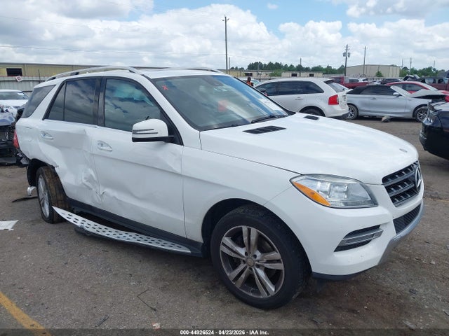 Salvage Mercedes-Benz M-Class Image