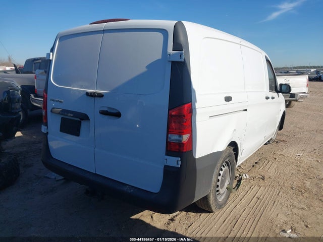 Mercedes-Benz Metris