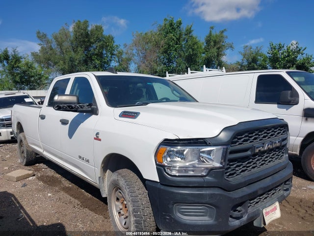 Ram 2500 Tradesman  4x2 8' Box
