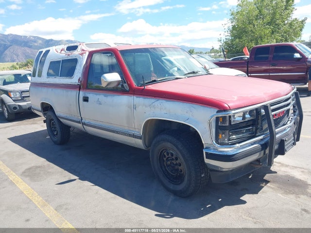 Salvage GMC Sierra Image
