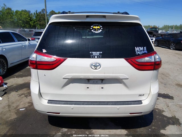 Toyota Sienna Xle 8 Passenger