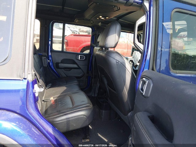 Jeep Wrangler Sahara 4x4