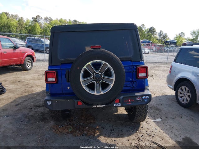 Jeep Wrangler Sahara 4x4