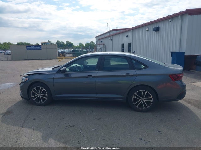 Volkswagen Jetta 1.5t Sport