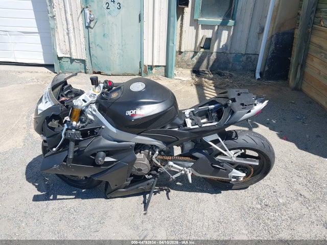Aprilia Rs 660