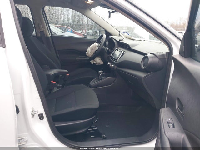 Nissan Kicks S Xtronic Cvt