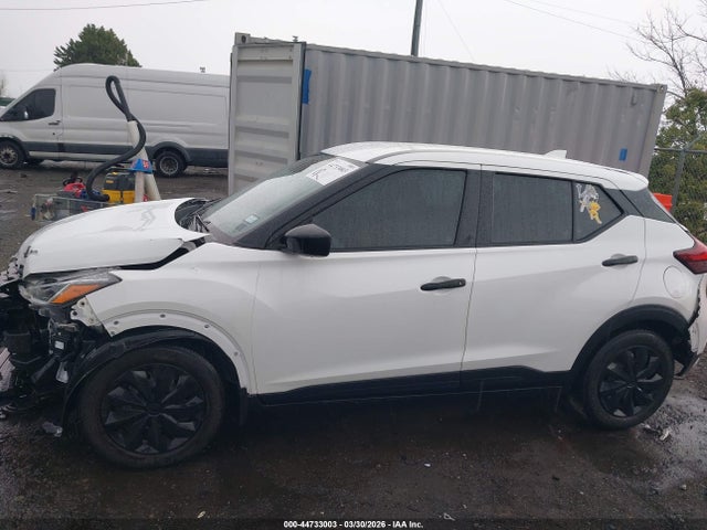 Nissan Kicks S Xtronic Cvt