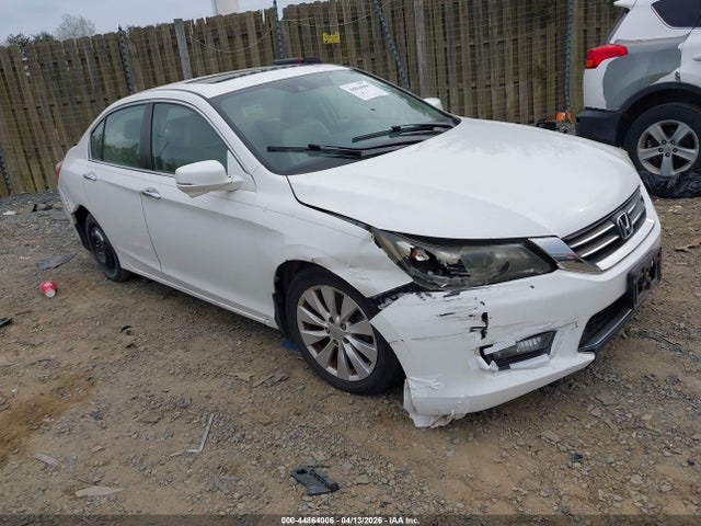 Salvage Honda Accord Image