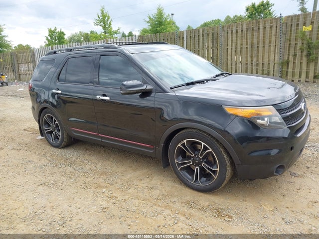 Salvage Ford Explorer Image
