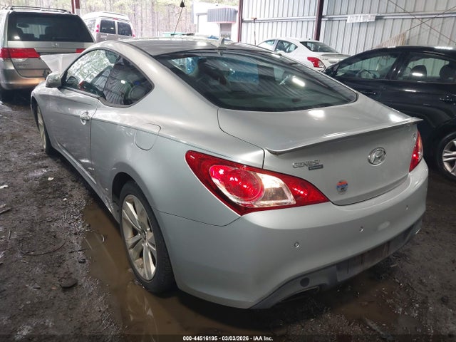 Hyundai Genesis 3.8 Grand Touring