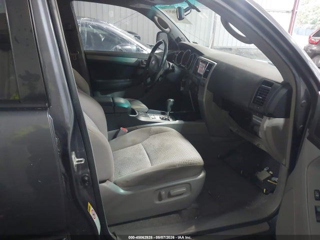 Toyota 4Runner Sport V6