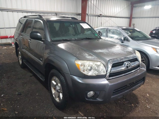 Salvage Toyota 4Runner Image