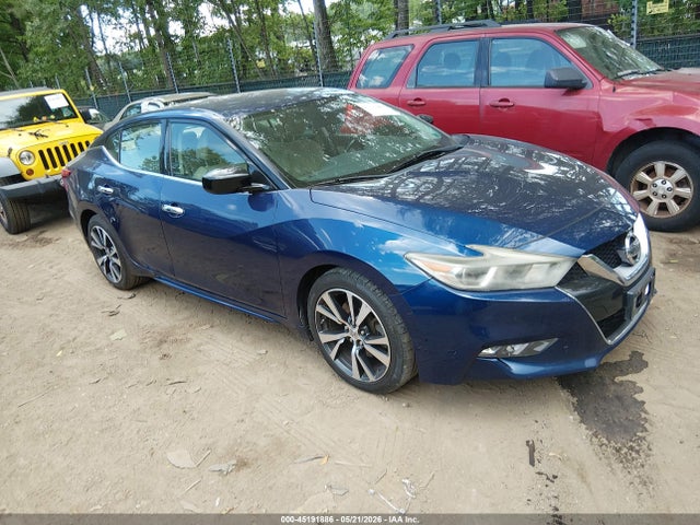 Salvage Nissan Maxima Image