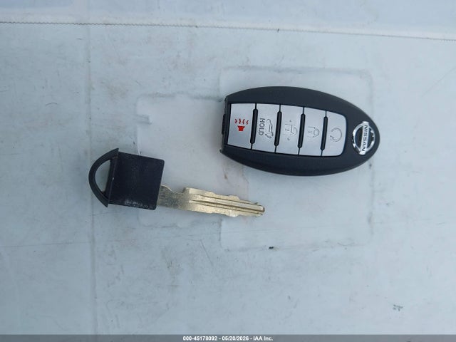 Nissan Pathfinder Platinum