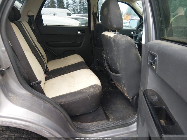 Mazda Tribute