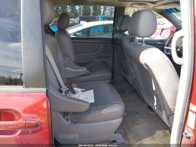 Toyota Sienna Xle