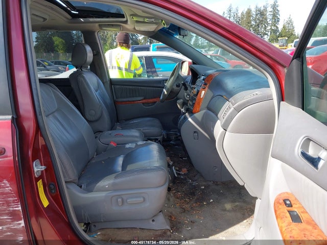 Toyota Sienna Xle