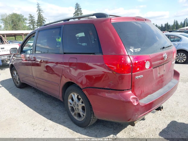 Toyota Sienna Xle