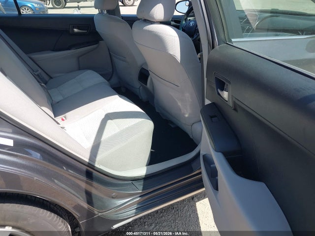 Toyota Camry Le
