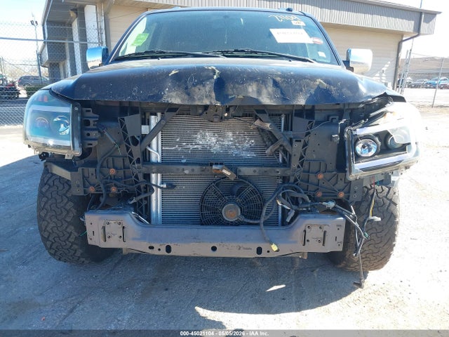Nissan Armada Platinum