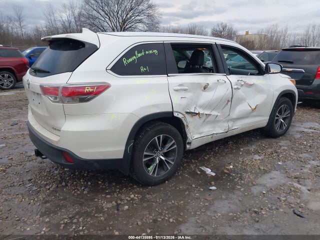 Toyota Highlander Xle V6
