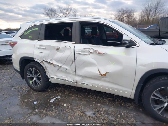 Toyota Highlander Xle V6