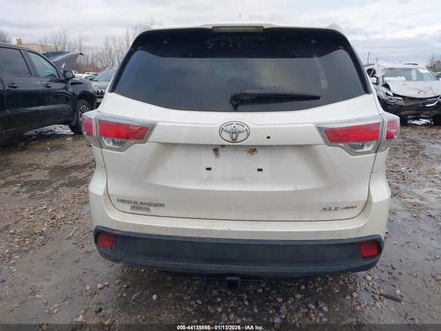 Toyota Highlander Xle V6