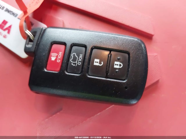 Toyota Highlander Xle V6