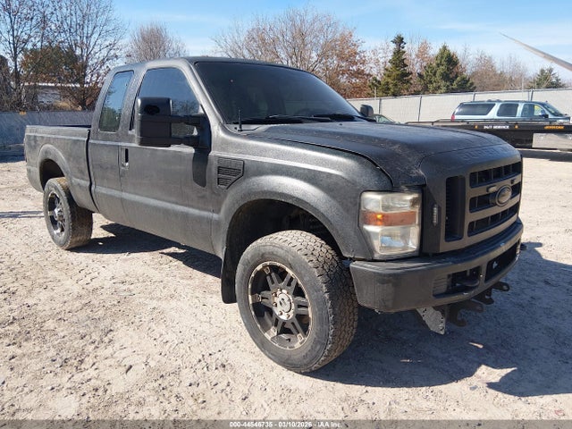 Salvage Ford F-250 Image