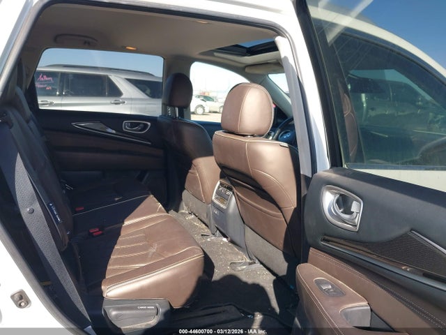 INFINITI Qx Luxe