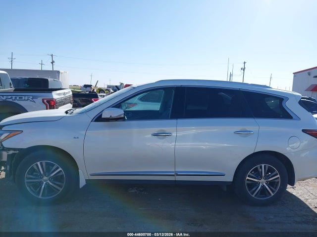 INFINITI Qx Luxe