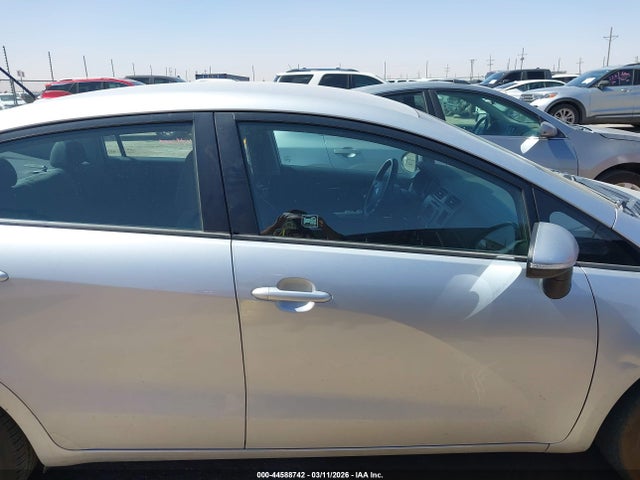 Kia Rio Ex