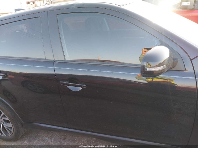 Mitsubishi Outlander 2.0 Es