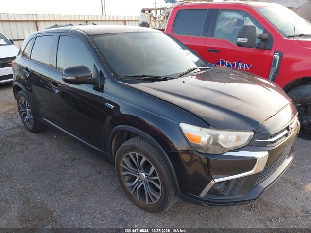 Salvage Mitsubishi Outlander Image