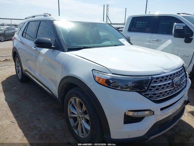 Salvage Ford Explorer Image