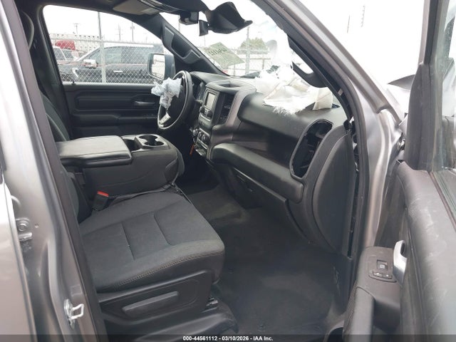 Ram 1500 Tradesman  4x4 5'7 Box