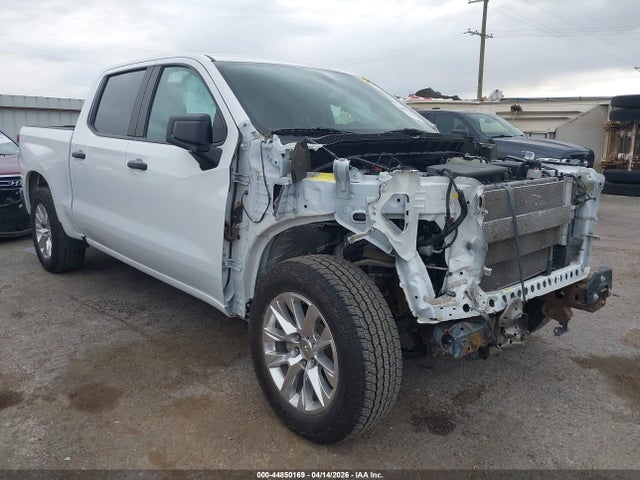 Salvage Chevrolet Silverado 1500 Image
