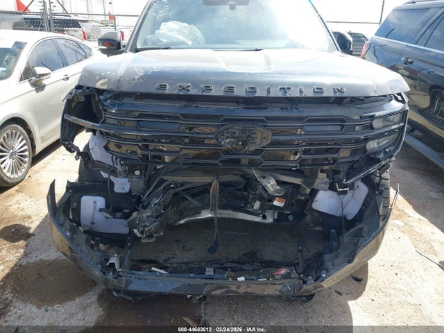 Ford Expedition Platinum Max