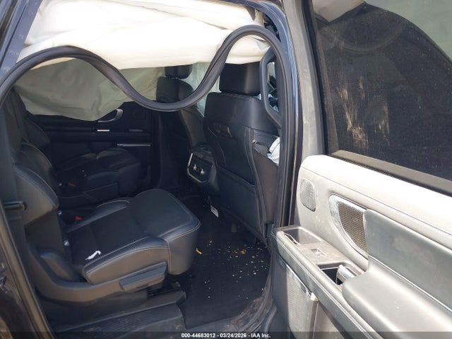 Ford Expedition Platinum Max