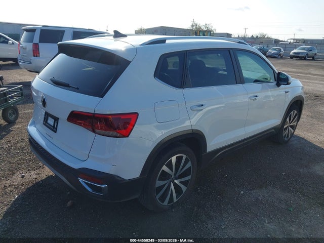 Volkswagen Taos 1.5t Se