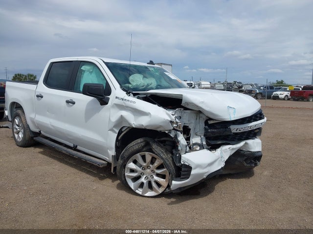 Salvage Chevrolet Silverado 1500 Image