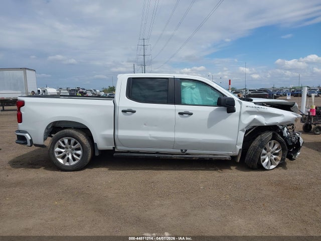 Chevrolet Silverado 1500 2wd  Short Bed Custom