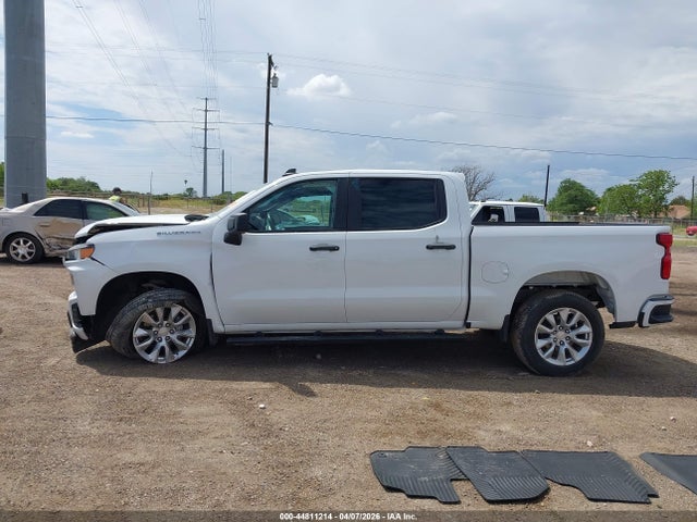 Chevrolet Silverado 1500 2wd  Short Bed Custom