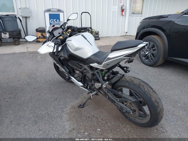 Kawasaki Zx400 S