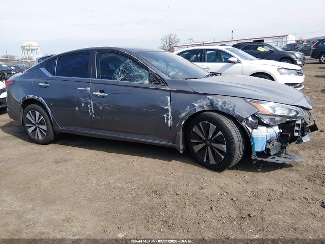 Nissan Altima Sv Intelligent Awd