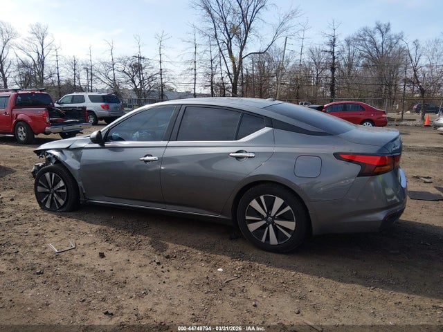 Nissan Altima Sv Intelligent Awd