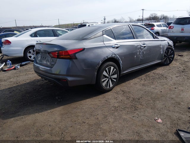 Nissan Altima Sv Intelligent Awd