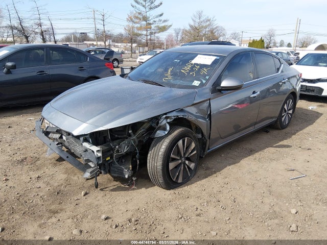Nissan Altima Sv Intelligent Awd