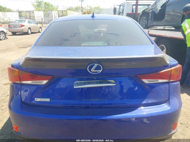 Lexus Is